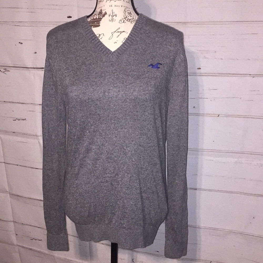 Hollister sweater